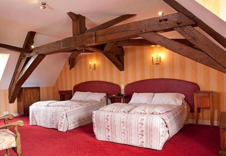 Château De Rigny 3*